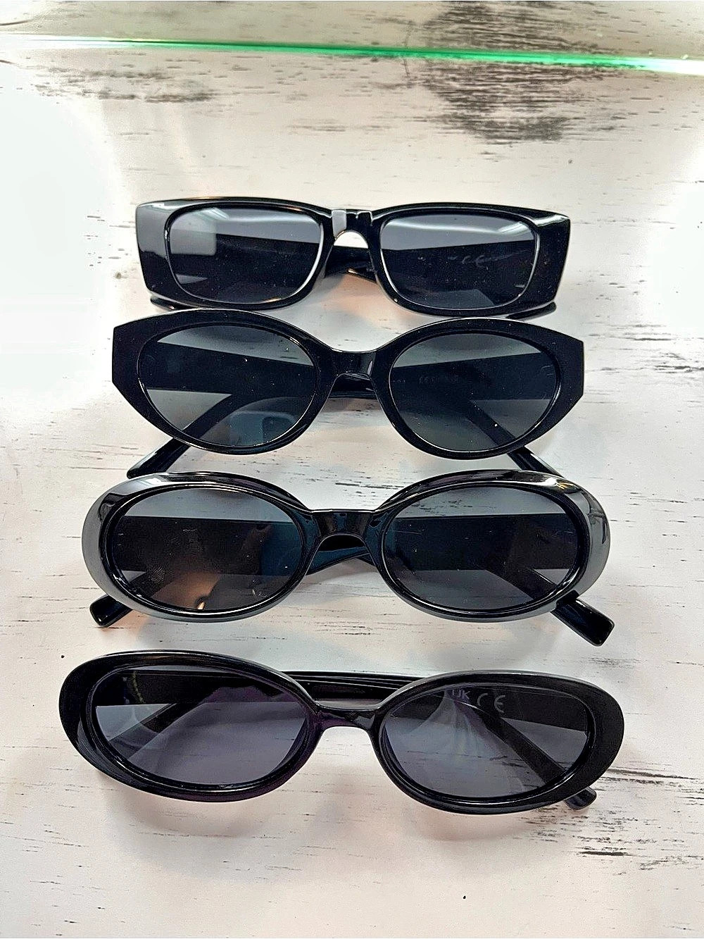 Black Sunglasses Set of 4 Like New